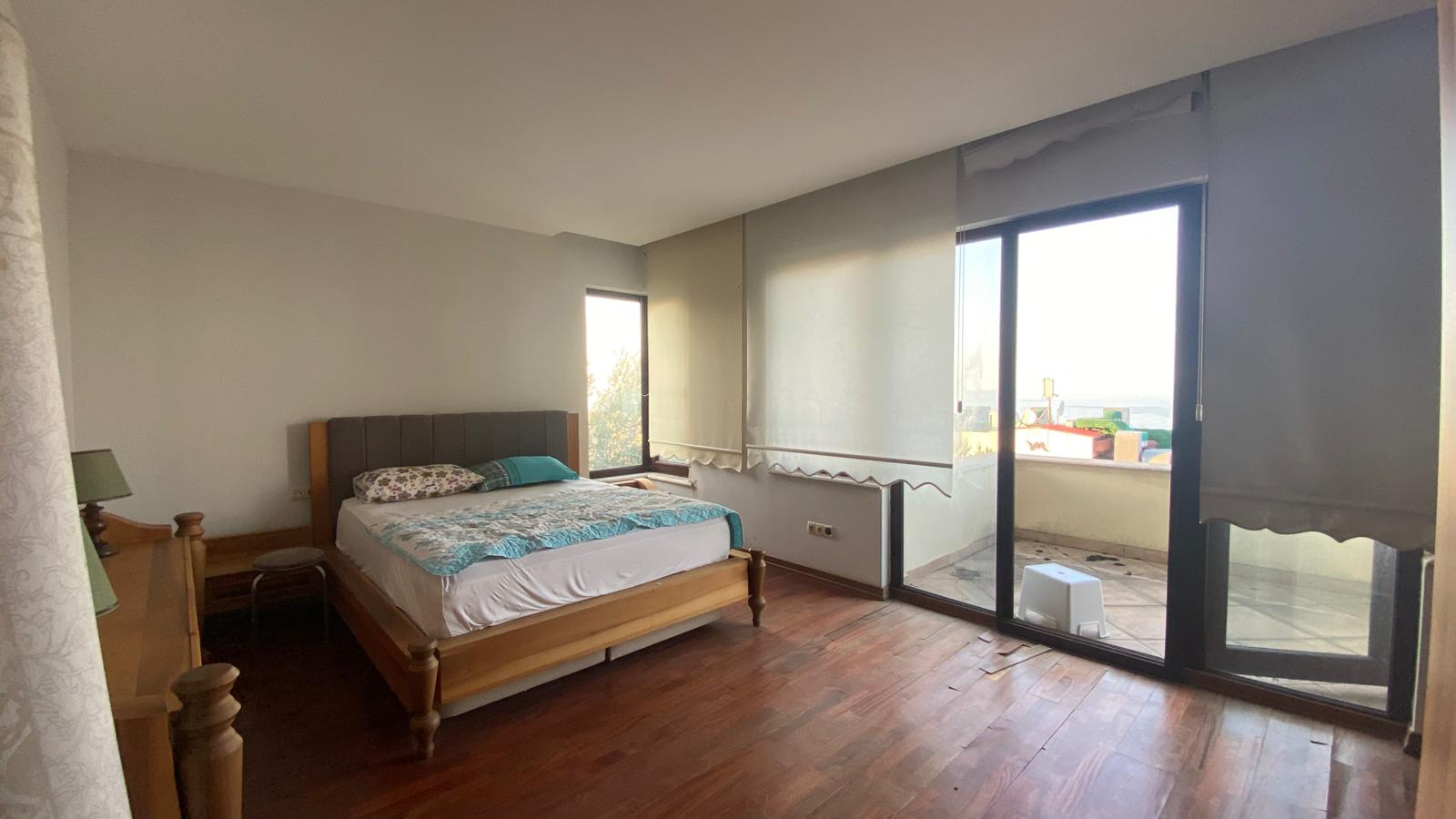 YALINCAK PARK EVLER 2'DE SATILIK TRİPLEKS VİLLA